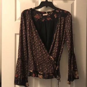 Faherty Women’s Ophelia Wrap Top